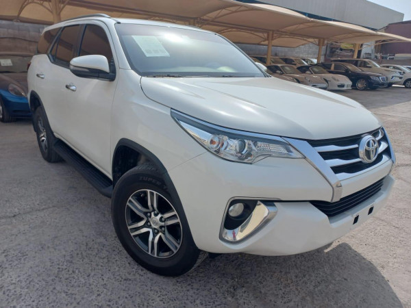 Toyota Fortuner 2020  White LHD Petrol AT SUV 4WD view 18