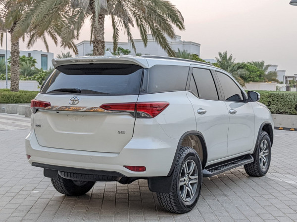 Toyota Fortuner 2016  White LHD Petrol AT SUV 4WD view 17