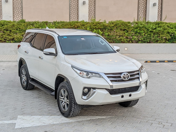 Toyota Fortuner 2016  White LHD Petrol AT SUV 4WD view 19