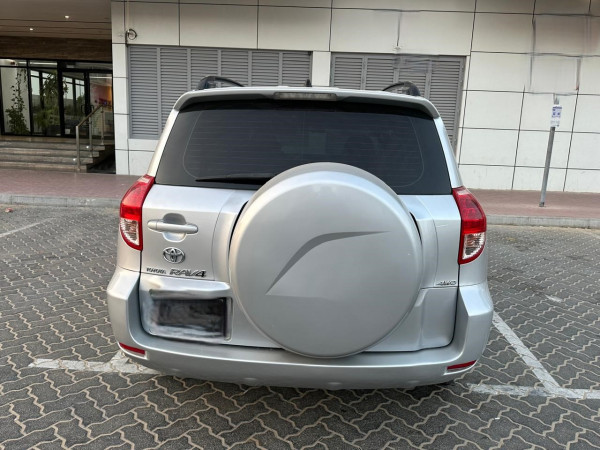 Toyota RAV 4 2008/ Silver LHD Petrol AT SUV Crossover 4WD view 3
