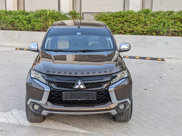 Mitsubishi Montero 2016  Brown LHD Petrol AT SUV 2WD view 21