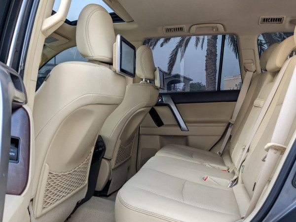 Toyota LAND CRUISER PRADO 2016  Grey LHD Petrol AT SUV 4WD view 9