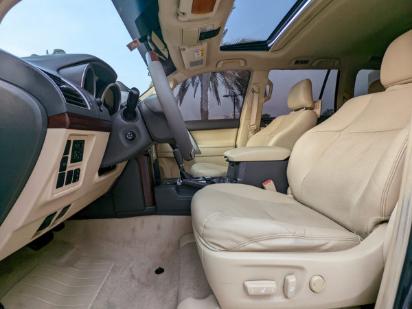 Toyota LAND CRUISER PRADO 2016  Grey LHD Petrol AT SUV 4WD view 15