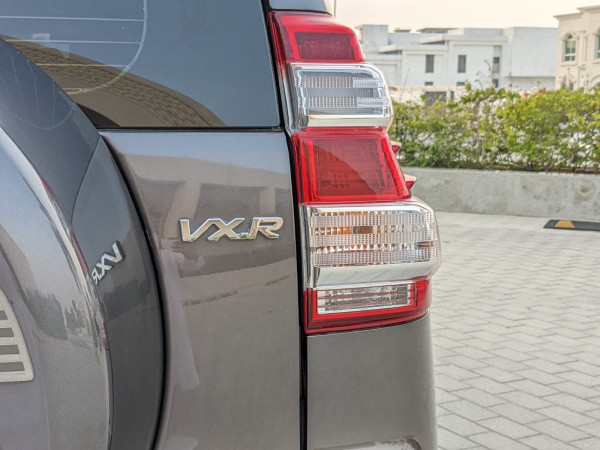 Toyota LAND CRUISER PRADO 2016  Grey LHD Petrol AT SUV 4WD view 21