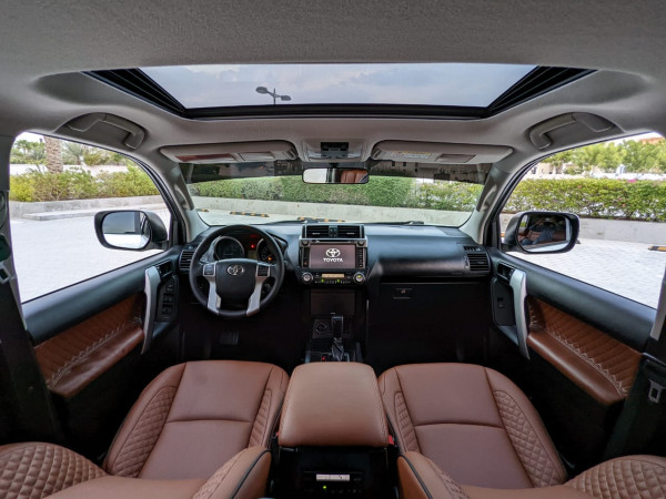 Toyota LAND CRUISER PRADO 2017/ White LHD Petrol AT SUV 4WD view 9