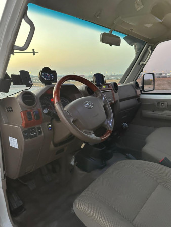 Toyota Land Cruiser 2016/ White LHD Petrol MT Pickup 4WD view 4