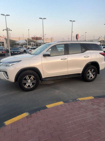Toyota Fortuner 2020  White LHD Petrol AT SUV 4WD view 9