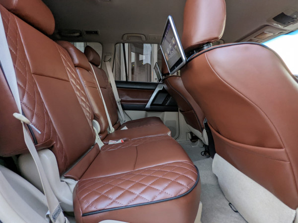 Toyota LAND CRUISER PRADO 2012/ Black LHD Petrol AT SUV 4WD view 5