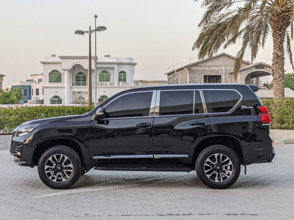 Toyota LAND CRUISER PRADO 2012/ Black LHD Petrol AT SUV 4WD view 12