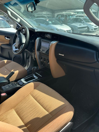 Toyota Fortuner 2019/ White LHD Diesel AT SUV 4WD view 3