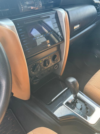Toyota Fortuner 2019/ White LHD Diesel AT SUV 4WD view 9