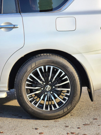 Nissan Armada 2019/ Silver LHD Petrol AT SUV 4WD view 15