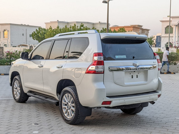 Toyota LAND CRUISER PRADO 2017  White LHD Petrol AT SUV 4WD view 12