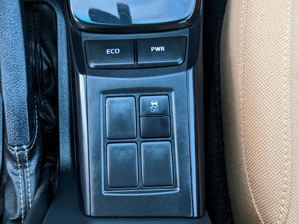 Toyota Fortuner 2022  Black LHD Petrol AT SUV 4WD view 8