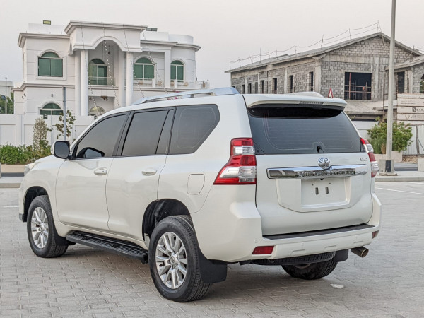 Toyota LAND CRUISER PRADO 2016  White LHD Petrol AT SUV 4WD view 11