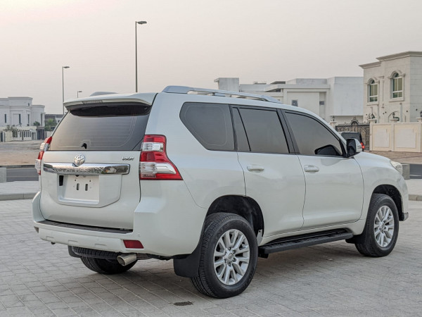 Toyota LAND CRUISER PRADO 2016  White LHD Petrol AT SUV 4WD view 15