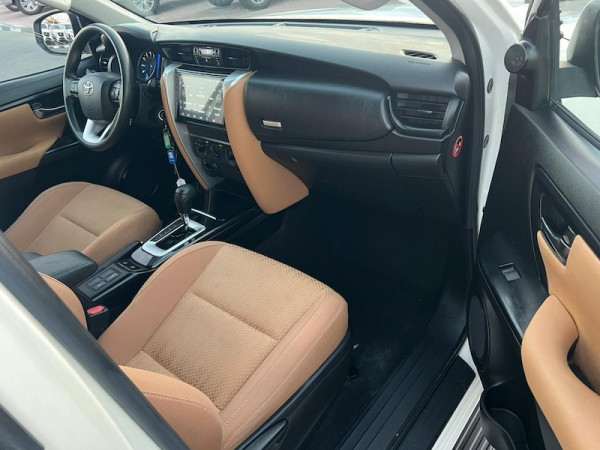 Toyota Fortuner 2020  White LHD Petrol AT SUV 4WD view 4