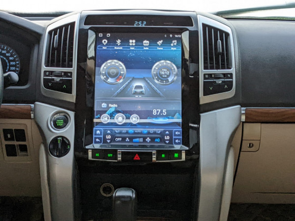 Toyota Land Cruiser 2012/ Black LHD Petrol AT SUV 4WD view 5