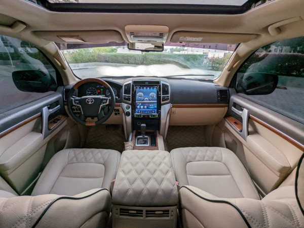 Toyota Land Cruiser 2012/ Black LHD Petrol AT SUV 4WD view 7