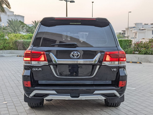 Toyota Land Cruiser 2012/ Black LHD Petrol AT SUV 4WD view 16