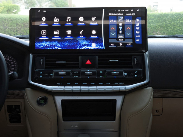 Toyota Land Cruiser 2015  Black LHD Petrol AT SUV 4WD view 8