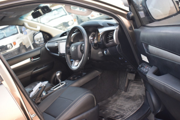 Toyota Hilux 2021  Brown RHD Diesel AT Pickup 4WD view 2