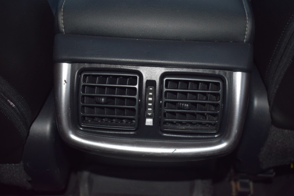 Toyota Hilux 2021  Brown RHD Diesel AT Pickup 4WD view 6
