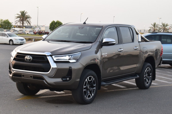 Toyota Hilux 2021  Brown RHD Diesel AT Pickup 4WD view 16