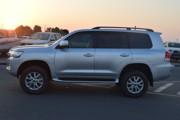Toyota Land Cruiser 2020/ Silver RHD Diesel AT SUV 4WD view 14