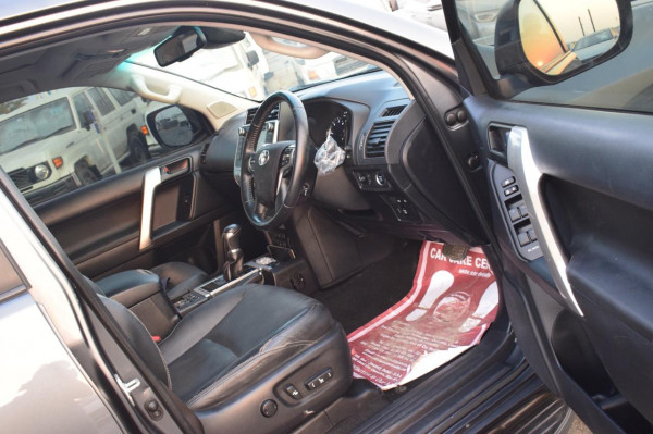 Toyota LAND CRUISER PRADO 2019  Grey RHD Diesel AT SUV 4WD view 3