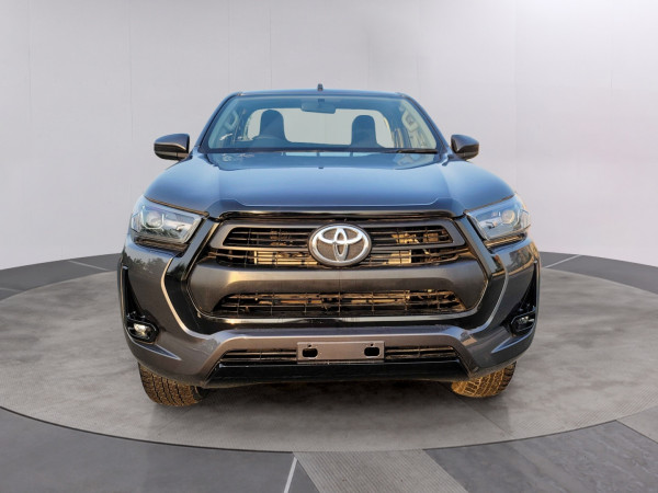 Toyota Hilux 2017/ Grey RHD Diesel AT Pickup 4WD