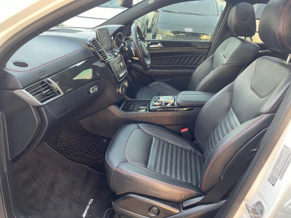 Mercedes-Benz GLE 350 2019/ White RHD Petrol AT SUV Crossover 2WD view 6