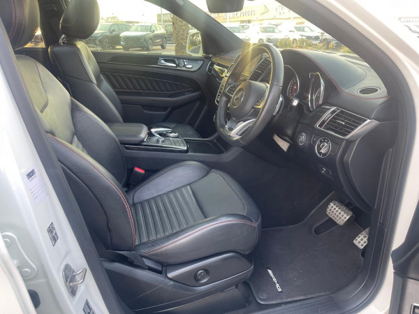 Mercedes-Benz GLE 350 2019/ White RHD Petrol AT SUV Crossover 2WD view 14
