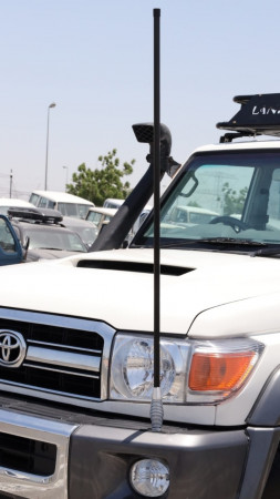 Toyota Land Cruiser Pickup 2014/ White RHD Diesel MT Pickup 4WD
