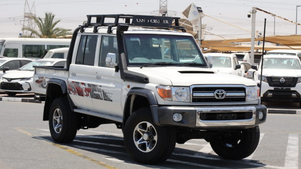Toyota Land Cruiser Pickup 2014/ White RHD Diesel MT Pickup 4WD view 16