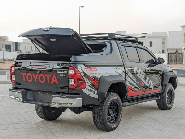 Toyota Hilux 2016/ Black LHD Petrol AT Pickup 4WD view 15