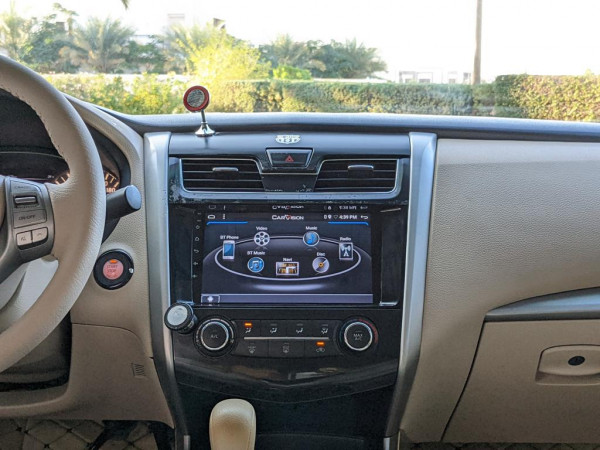 Nissan Altima 2016/ White LHD Petrol AT Sedan 2WD view 11