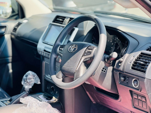 Toyota LAND CRUISER PRADO 2018/ Bronze RHD Petrol AT SUV 4WD view 14
