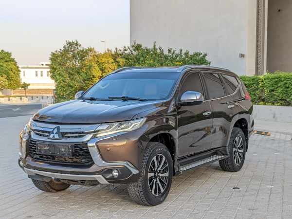 Mitsubishi Montero 2016  Brown LHD Petrol AT SUV 4WD view 12