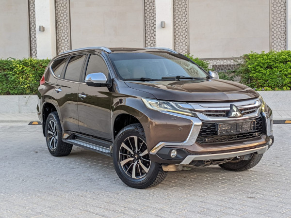 Mitsubishi Montero 2016  Brown LHD Petrol AT SUV 4WD view 22