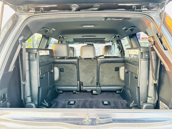 Toyota Land Cruiser 2018  Grey RHD Diesel AT SUV 4WD view 16