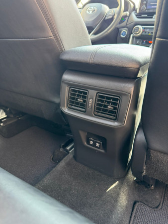 Toyota RAV 4 2019  Silver LHD Hybrid AT SUV Crossover 2WD view 2