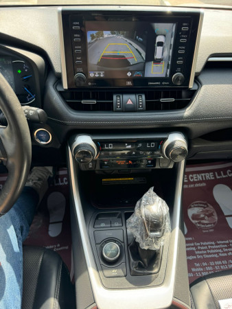 Toyota RAV 4 2019  Silver LHD Hybrid AT SUV Crossover 2WD view 6