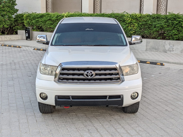 Toyota Tundra 2010  White LHD Petrol AT Pickup 4WD view 17