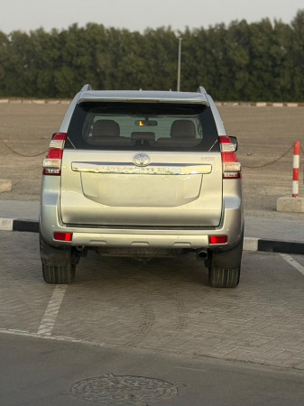 Toyota LAND CRUISER PRADO 2016/ Silver LHD Petrol AT SUV 4WD