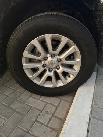 Toyota LAND CRUISER PRADO 2016/ Silver LHD Petrol AT SUV 4WD view 7