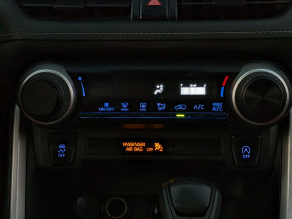 Toyota RAV 4 2020/ Black LHD Petrol AT SUV Crossover 2WD view 9