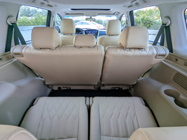 Mitsubishi Montero 2019  Silver LHD Petrol AT SUV 4WD view 5