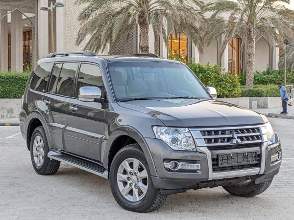 Mitsubishi Pajero 2017  Grey LHD Petrol AT SUV 4WD
