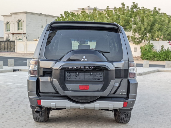 Mitsubishi Pajero 2017  Grey LHD Petrol AT SUV 4WD view 21